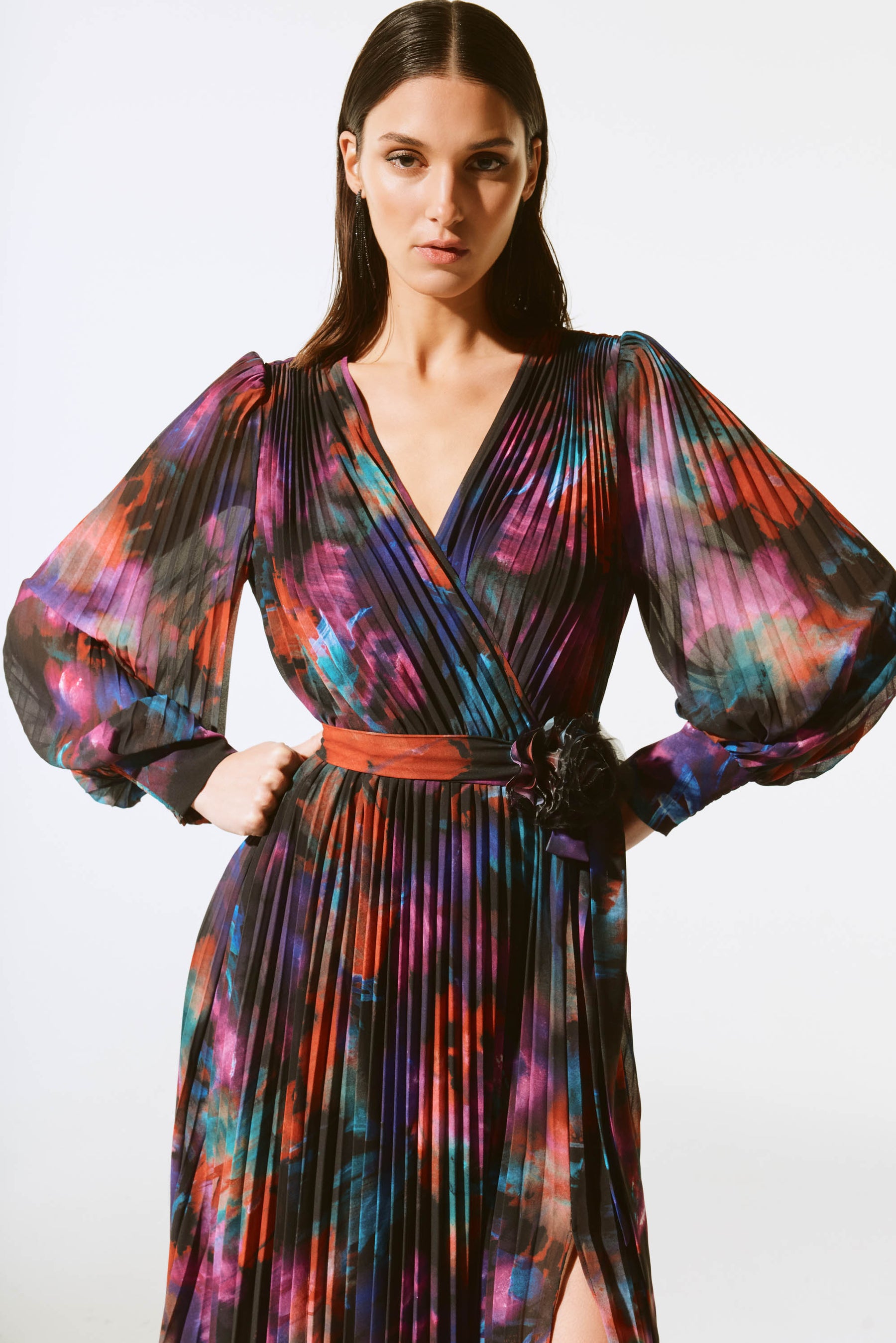 Floral Print Pleated Chiffon Midi Dress