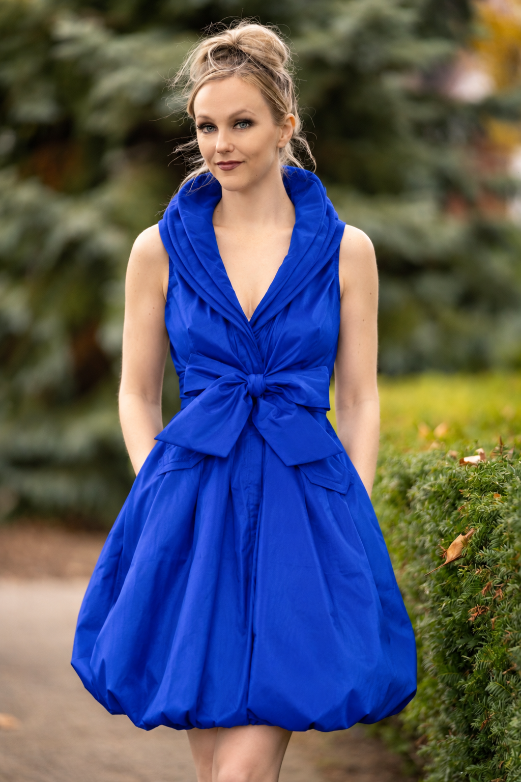 Bubble Dress with Wired Collar