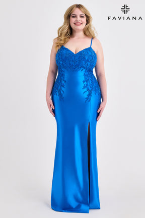 Curvy Beaded Lace Applique Satin Gown