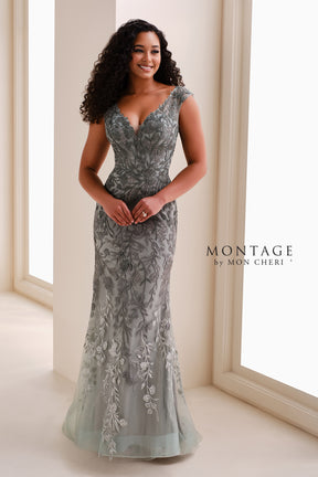 Delicate Floral Embroidered Trumpet Gown