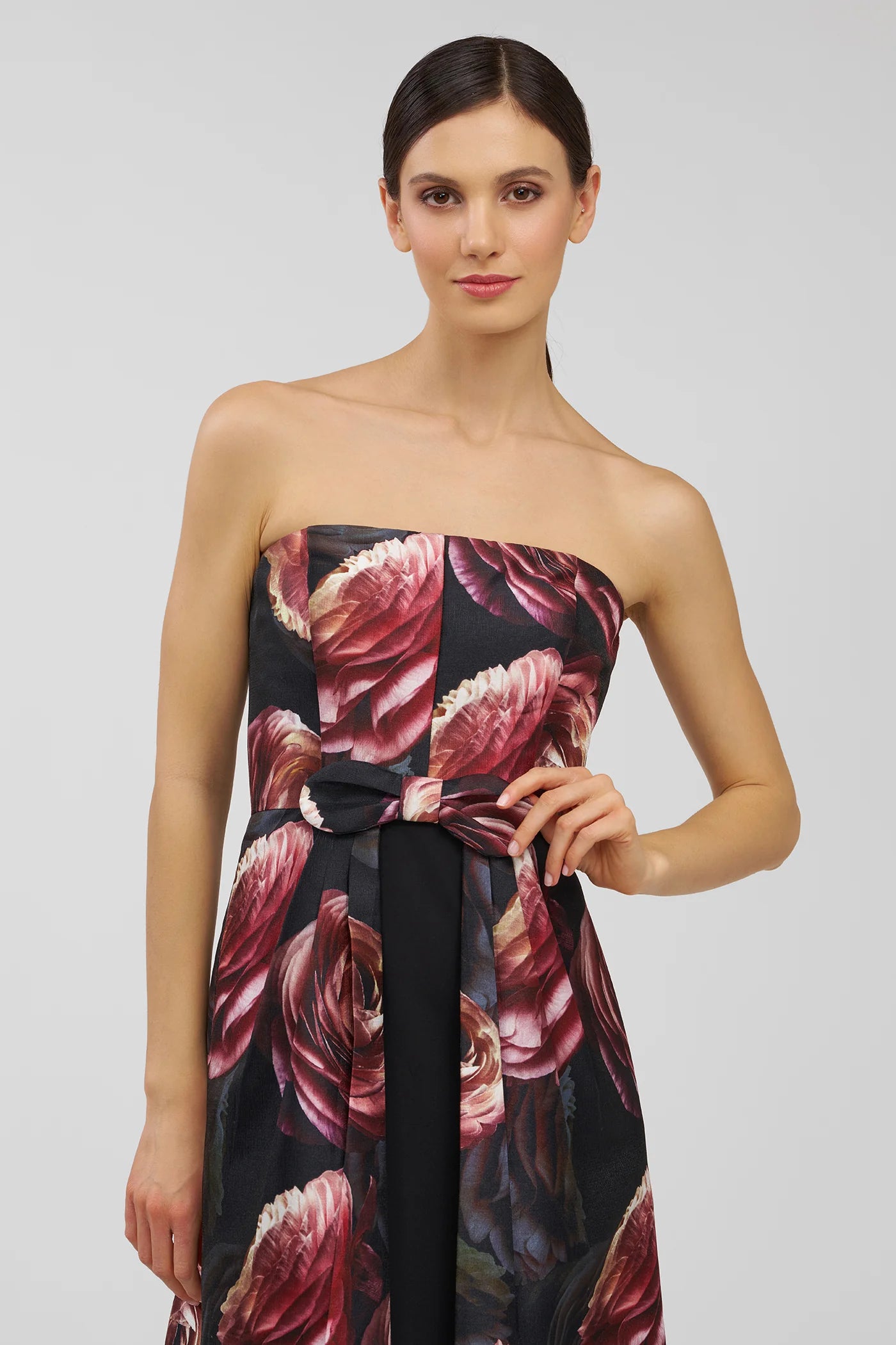Estrella Walk Thru Gown